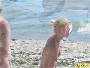hidden cam unexperienced nude Beach cougars Hidden web cam Close Up